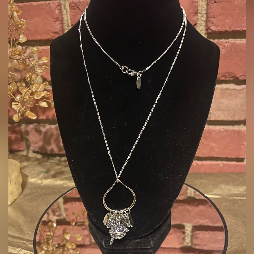 🔥Elegant 🔥Silver 🔥Pendant 🔥Necklace🔥